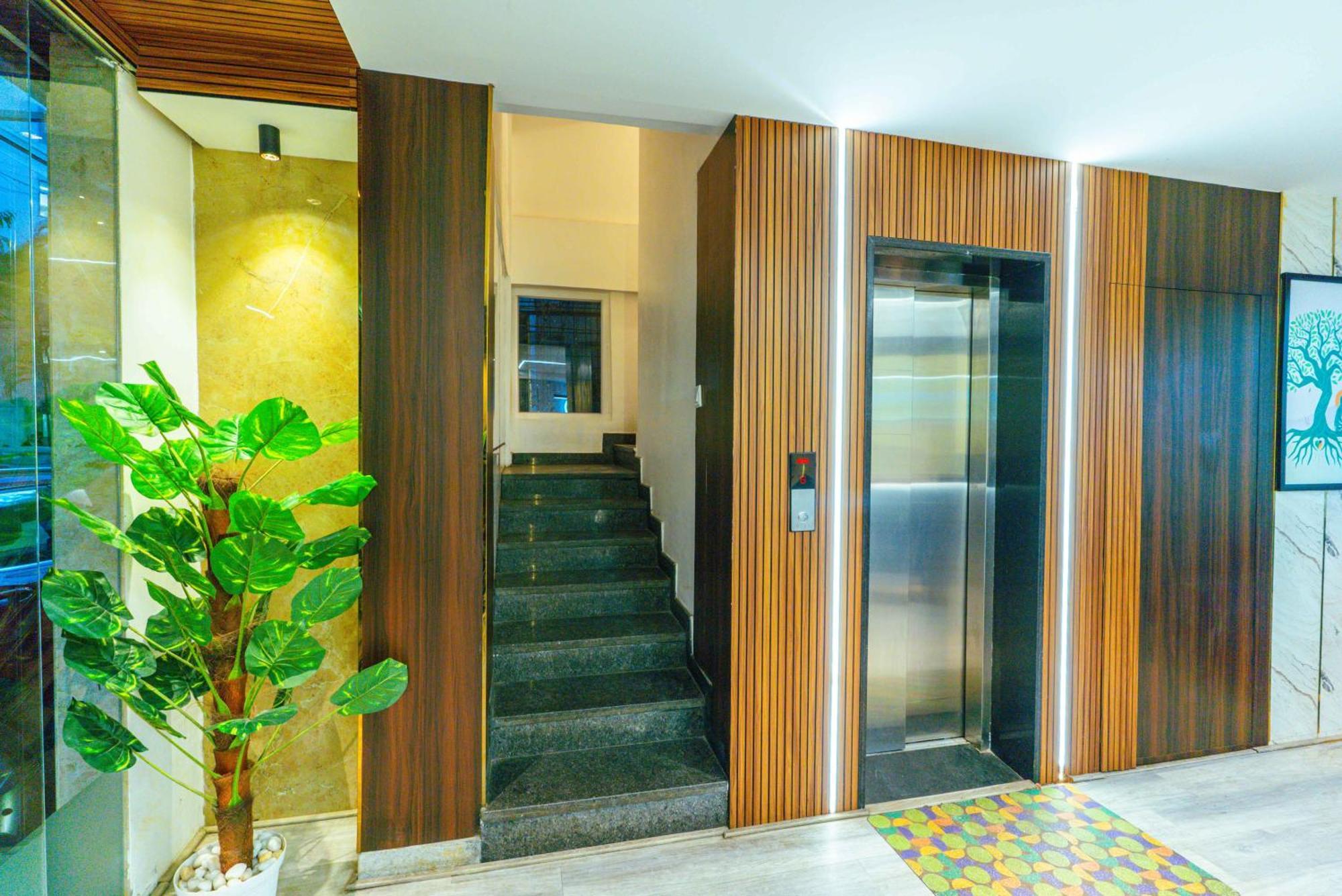 Treebo Elmas Grand Hotel Bengaluru Kültér fotó